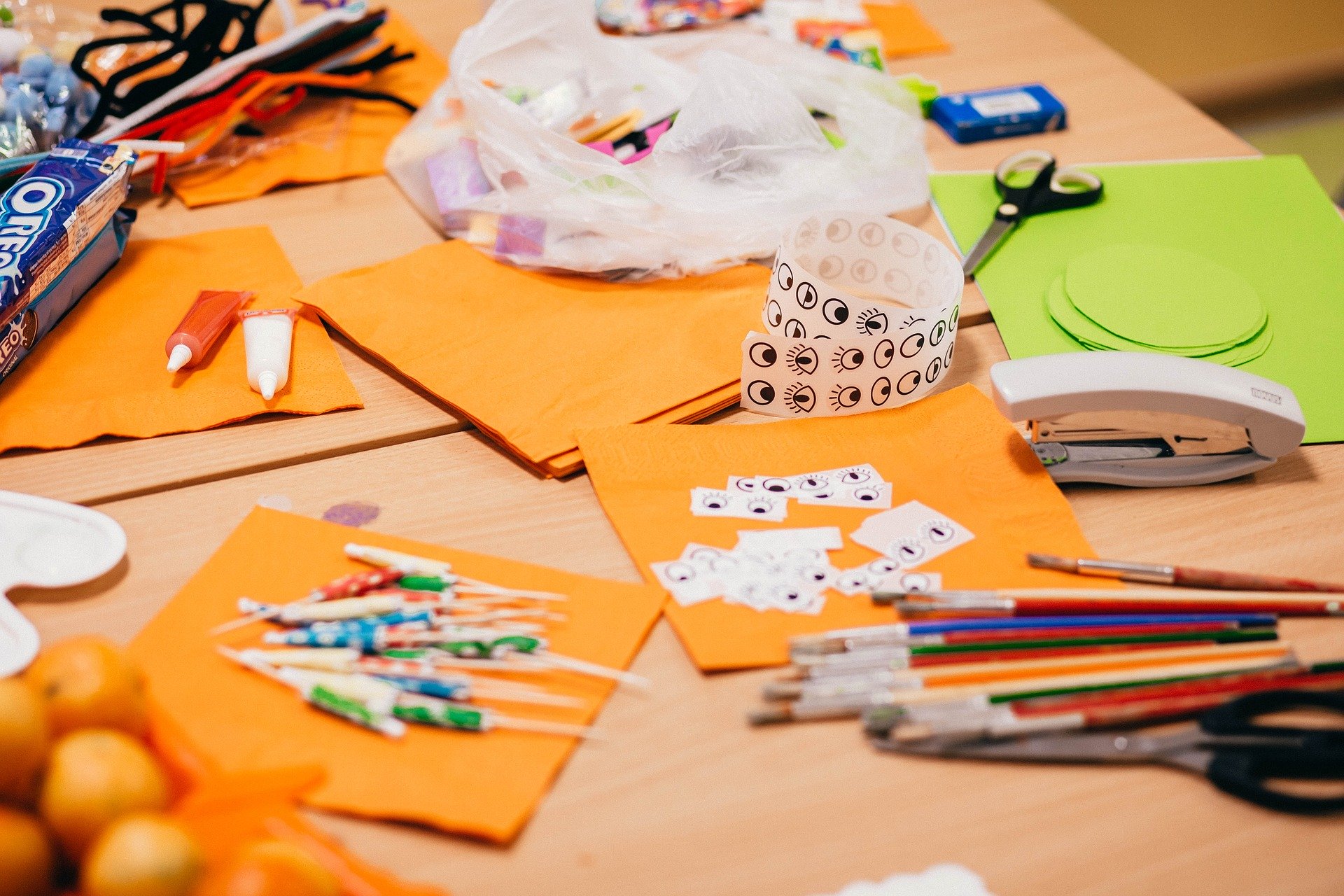 Rolherkenning “Juf, ik vind het buitenspelen zo echt niks meer aan. Dezelfde kinderen spelen de hele tijd de baas en bepalen alles voor de rest.” Dit was al de derde week dat er steeds kinderen binnenkwamen na het buitenspelen in de pauze met het verhaal dat een aantal kinderen de baas speelden en dat ze […]